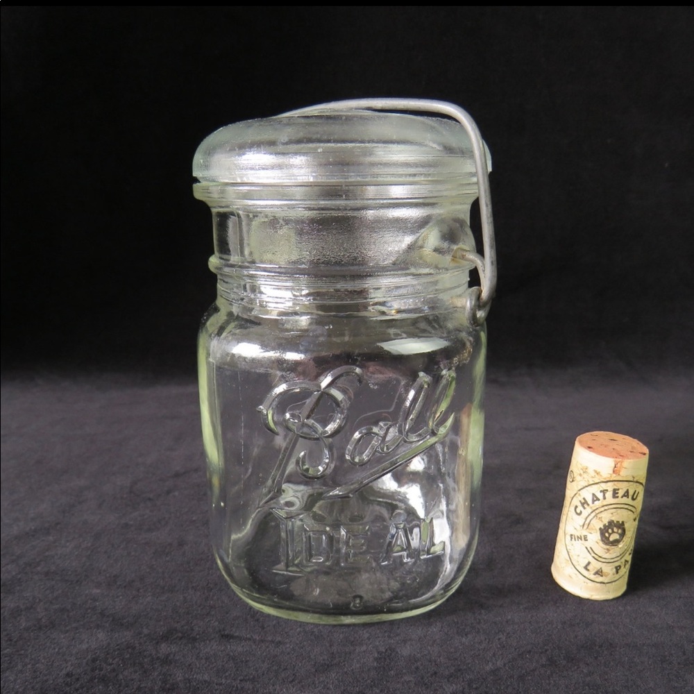 Clear Antique Ball Jar with Lid